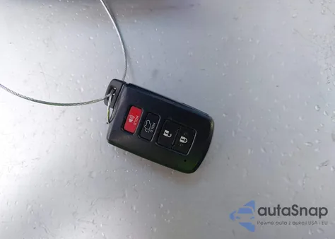 2018 Toyota Rav4 Xle из США, поврежденный, VIN JTMWFREV7JD113293